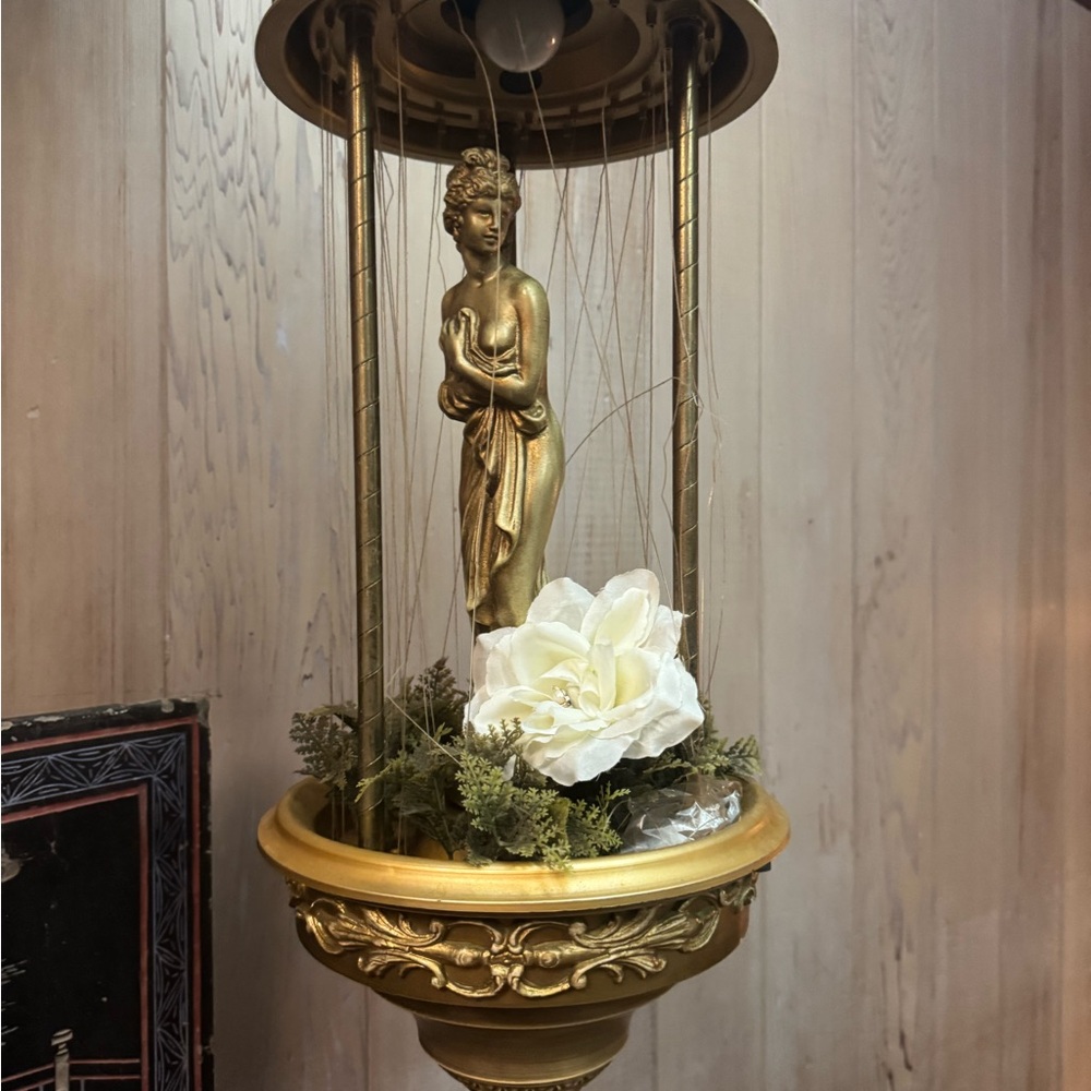 VINTAGE GODDESS OIL RAIN LAMP - Picture 2 of 6
